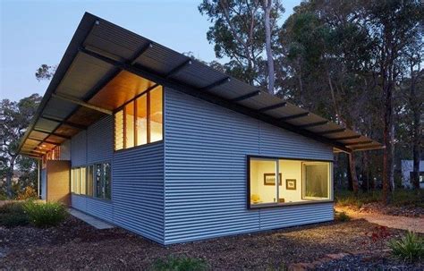 a sheet metal house is the best you can do|why are metal houses good.